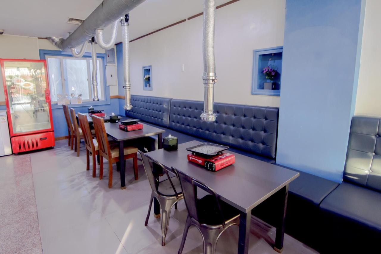 Dg Grami Hotel Paranaque City Eksteriør billede