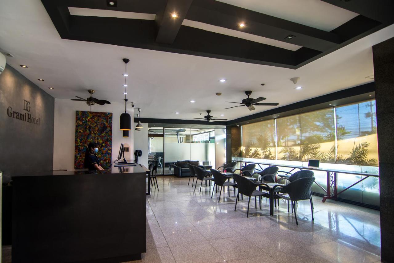 Dg Grami Hotel Paranaque City Eksteriør billede