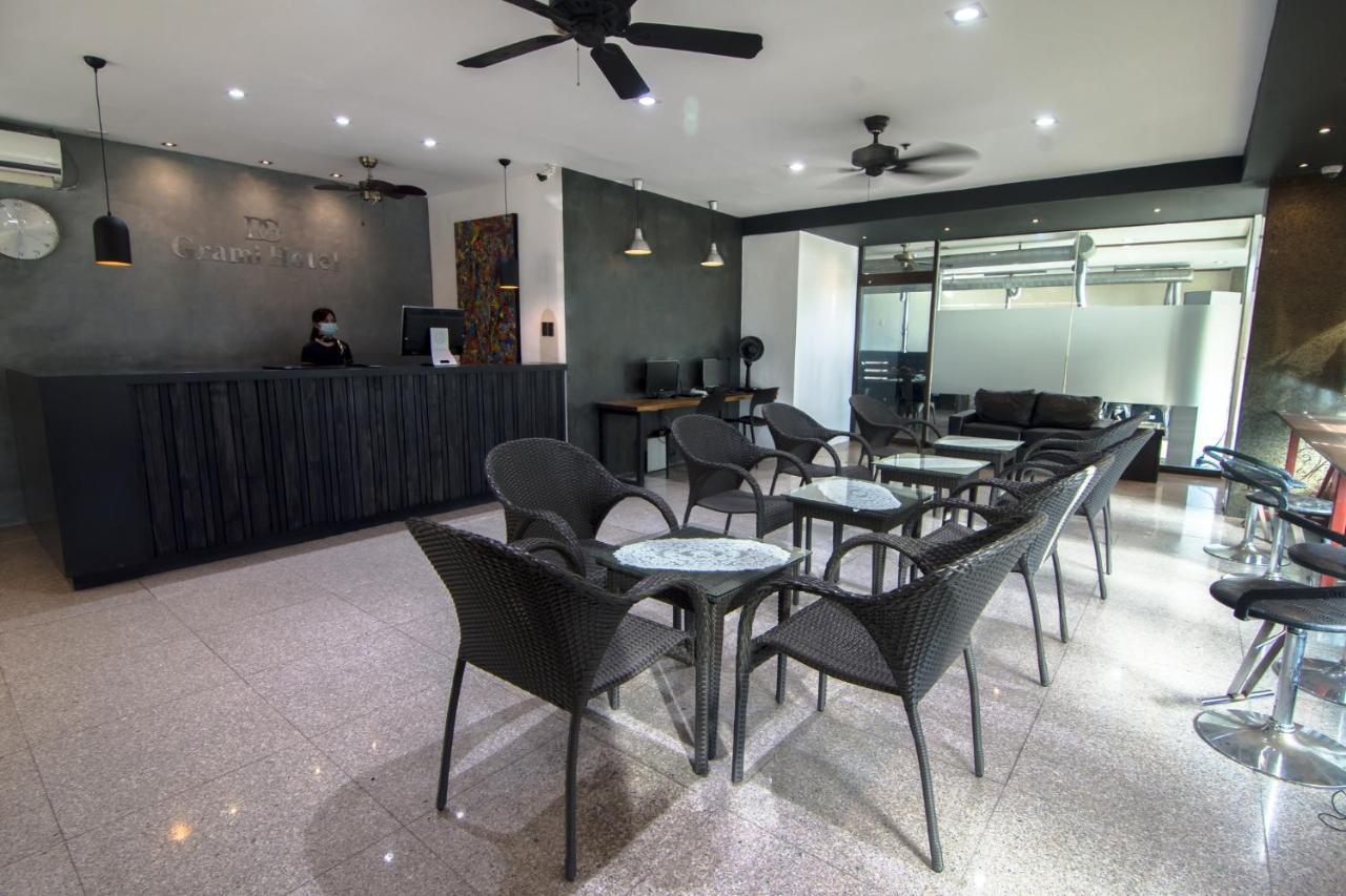 Dg Grami Hotel Paranaque City Eksteriør billede