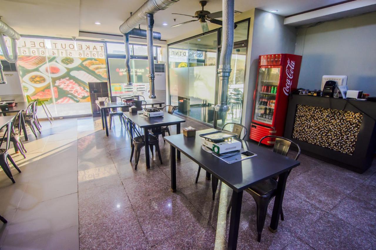 Dg Grami Hotel Paranaque City Eksteriør billede