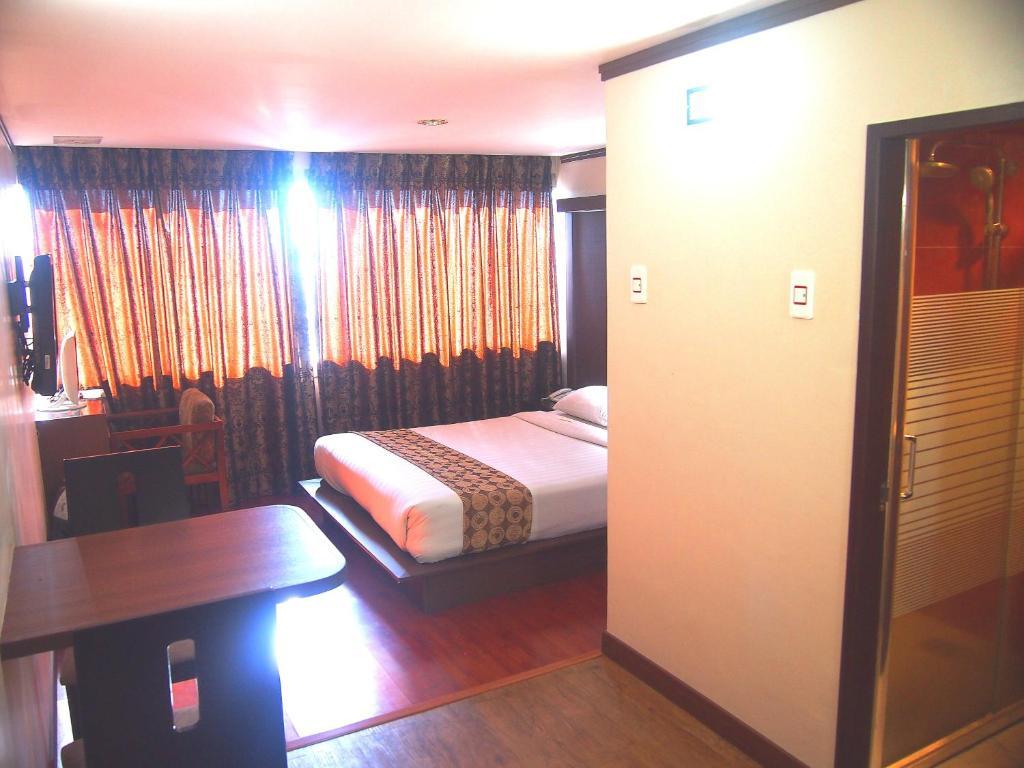 Dg Grami Hotel Paranaque City Værelse billede