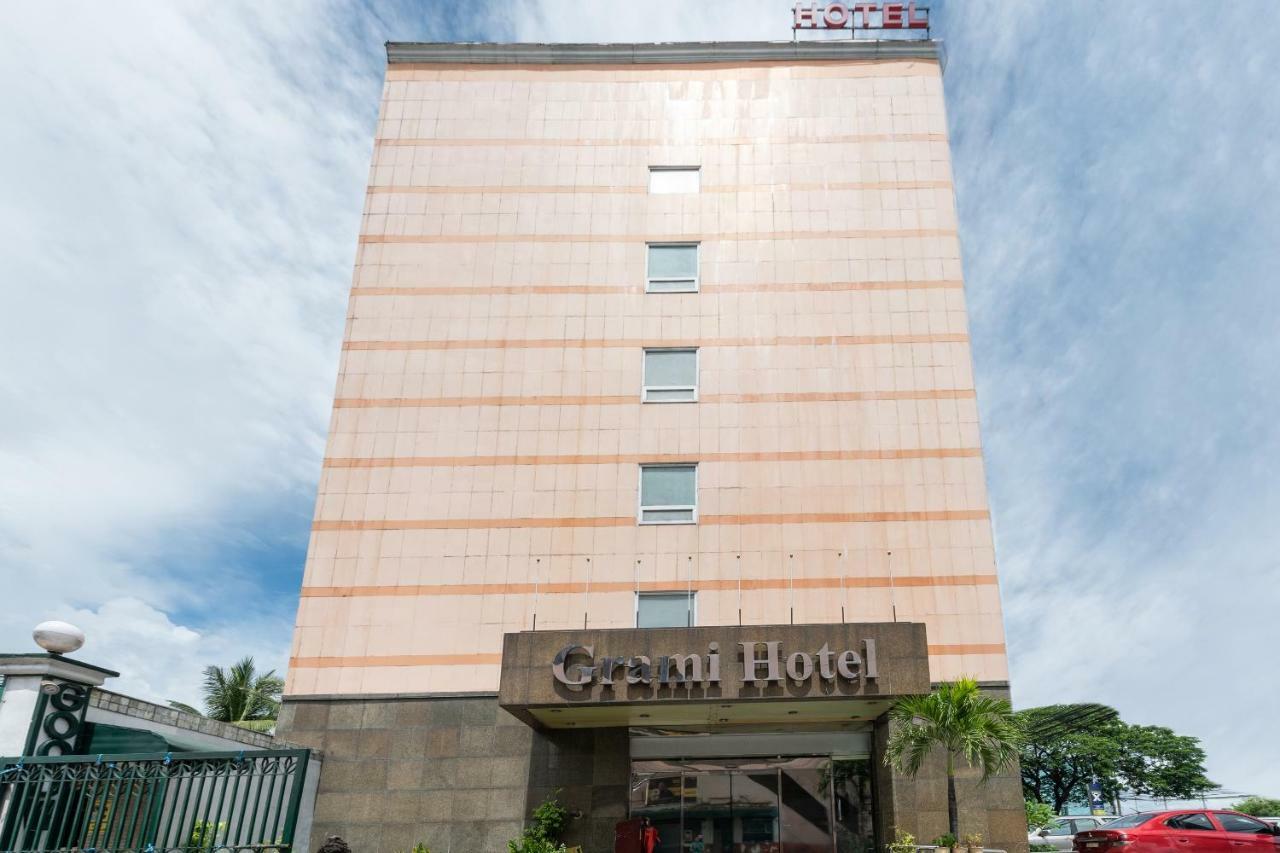 Dg Grami Hotel Paranaque City Eksteriør billede