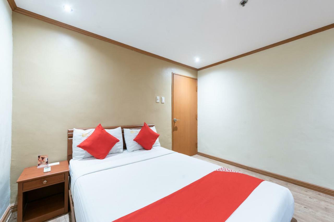 Dg Grami Hotel Paranaque City Eksteriør billede