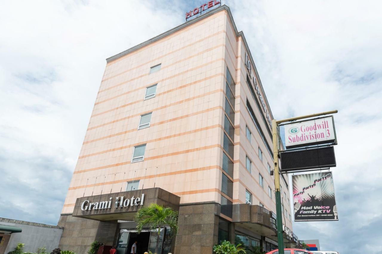 Dg Grami Hotel Paranaque City Eksteriør billede