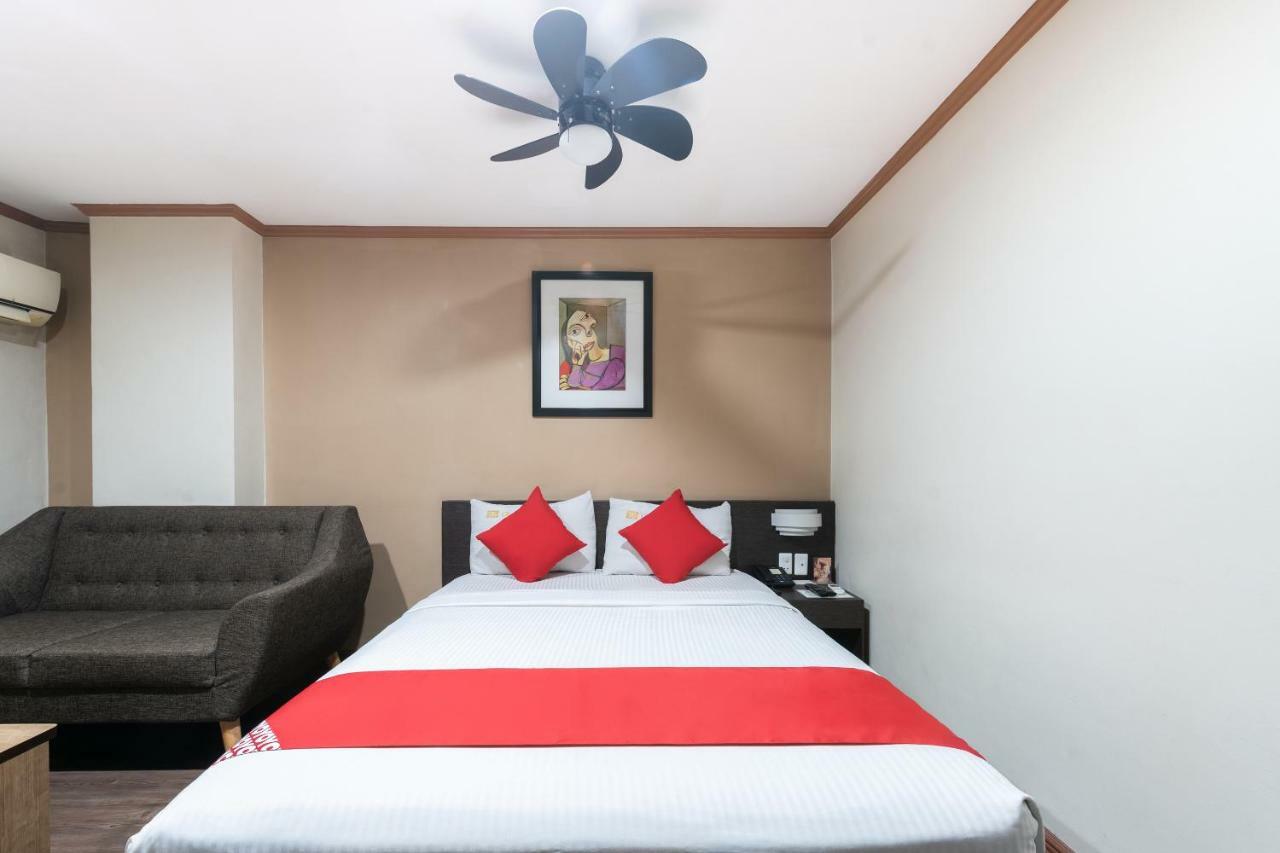 Dg Grami Hotel Paranaque City Eksteriør billede
