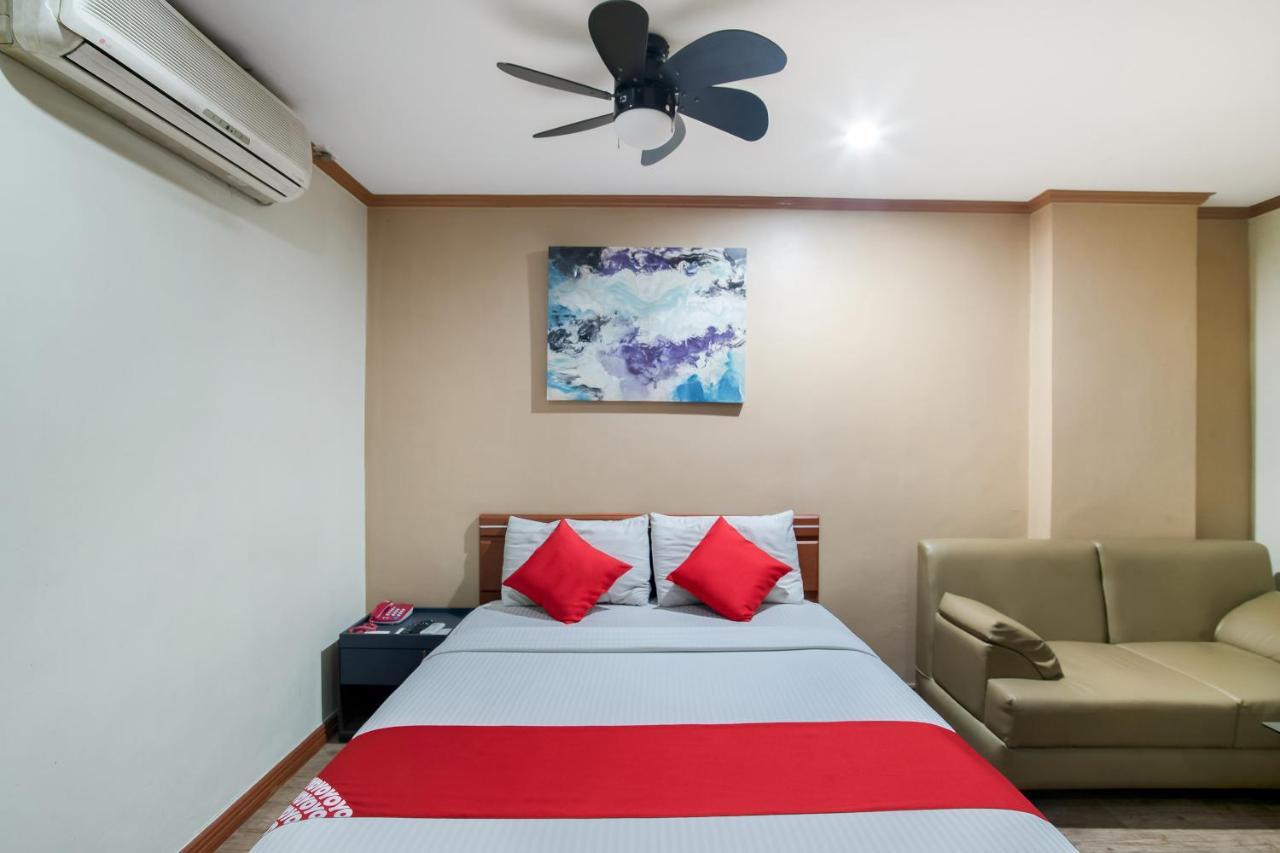 Dg Grami Hotel Paranaque City Eksteriør billede