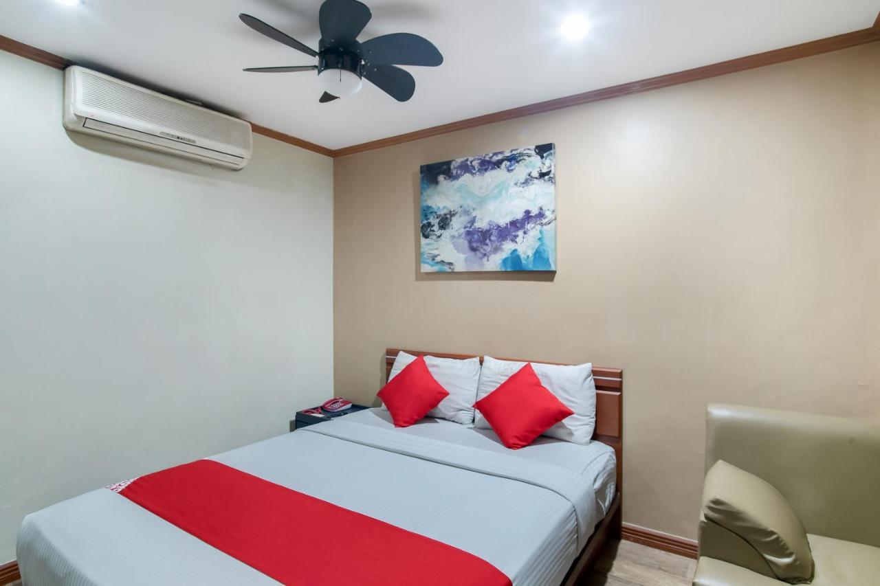 Dg Grami Hotel Paranaque City Eksteriør billede